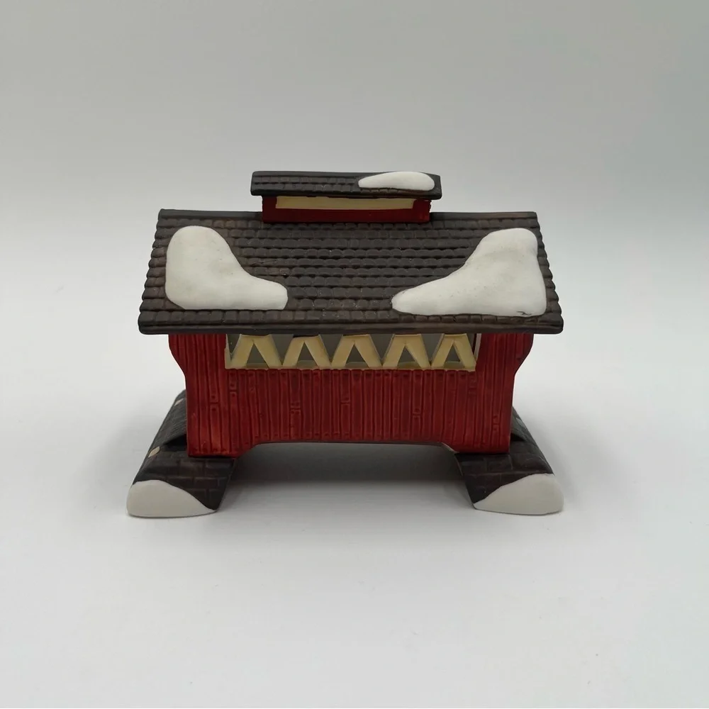 Vintage Dept 56 Heritage Village Series Maple Creek Red Covered Bridge 80s